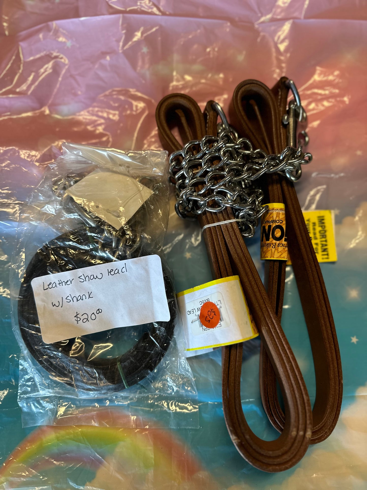 Leather show lead rope with shank